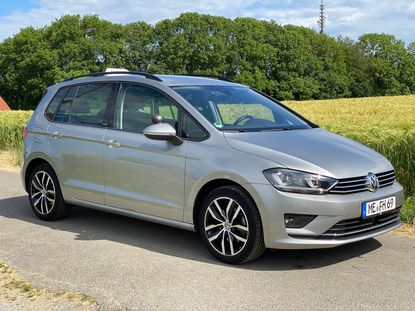 VW Golf 7 Sportsvan    (Automatik)